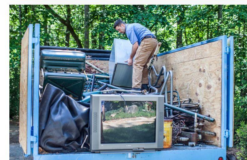 Dispose or remove old fridge or refrigerator with Clean My Junk Dubai free